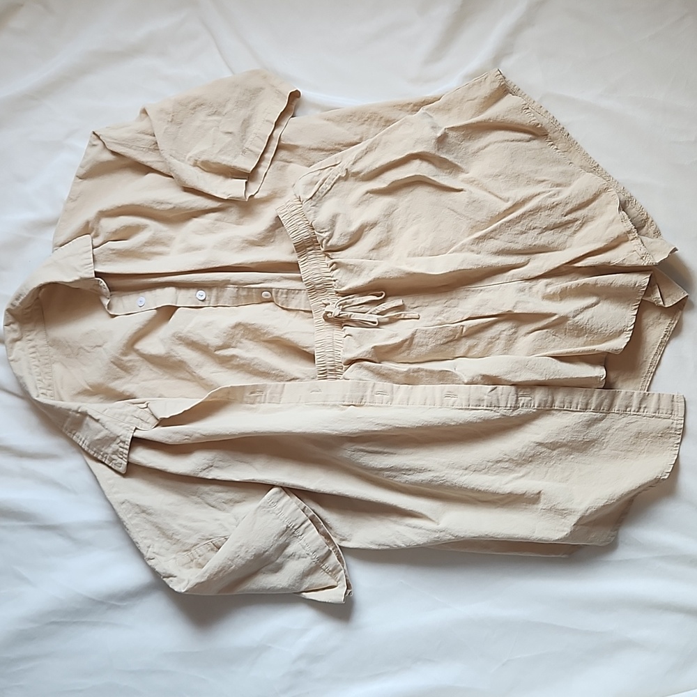 Beige size L two piece beachy Beige button up and shorts